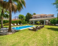 Resale - Villa - Marbella - Nueva Andalucía