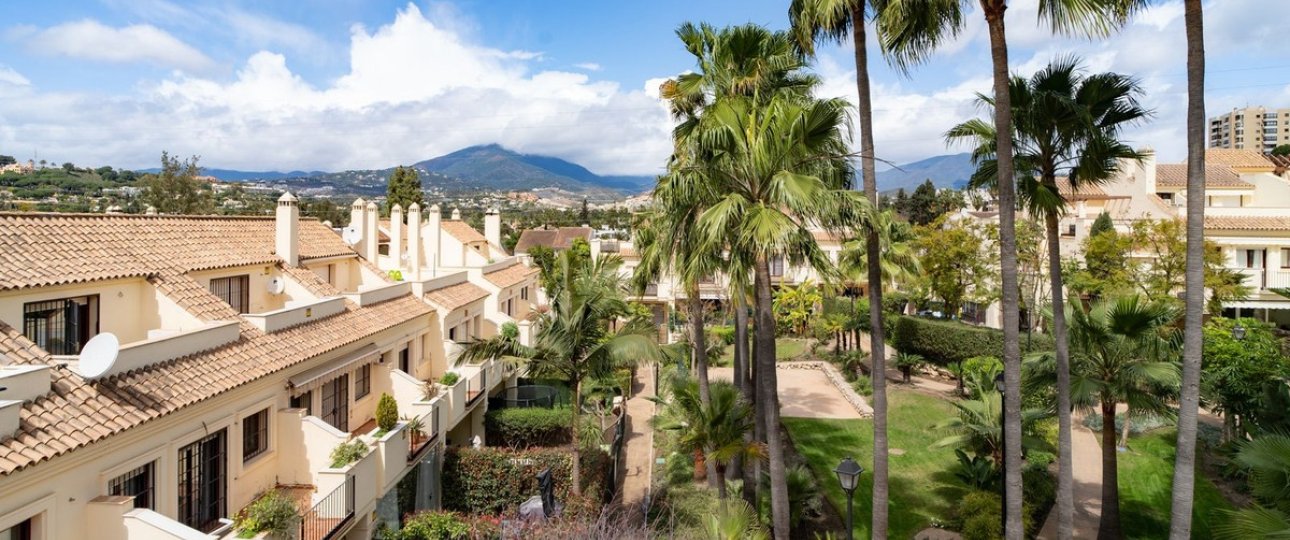 Resale - Villa - Marbella - Nueva Andalucía