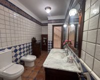 Resale - Villa - Marbella - Nueva Andalucía