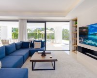 Resale - Villa - Marbella - Nueva Andalucía