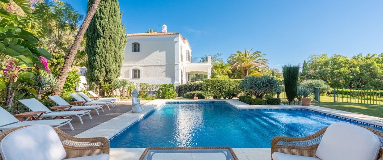 Resale - Villa - Marbella - Nueva Andalucía