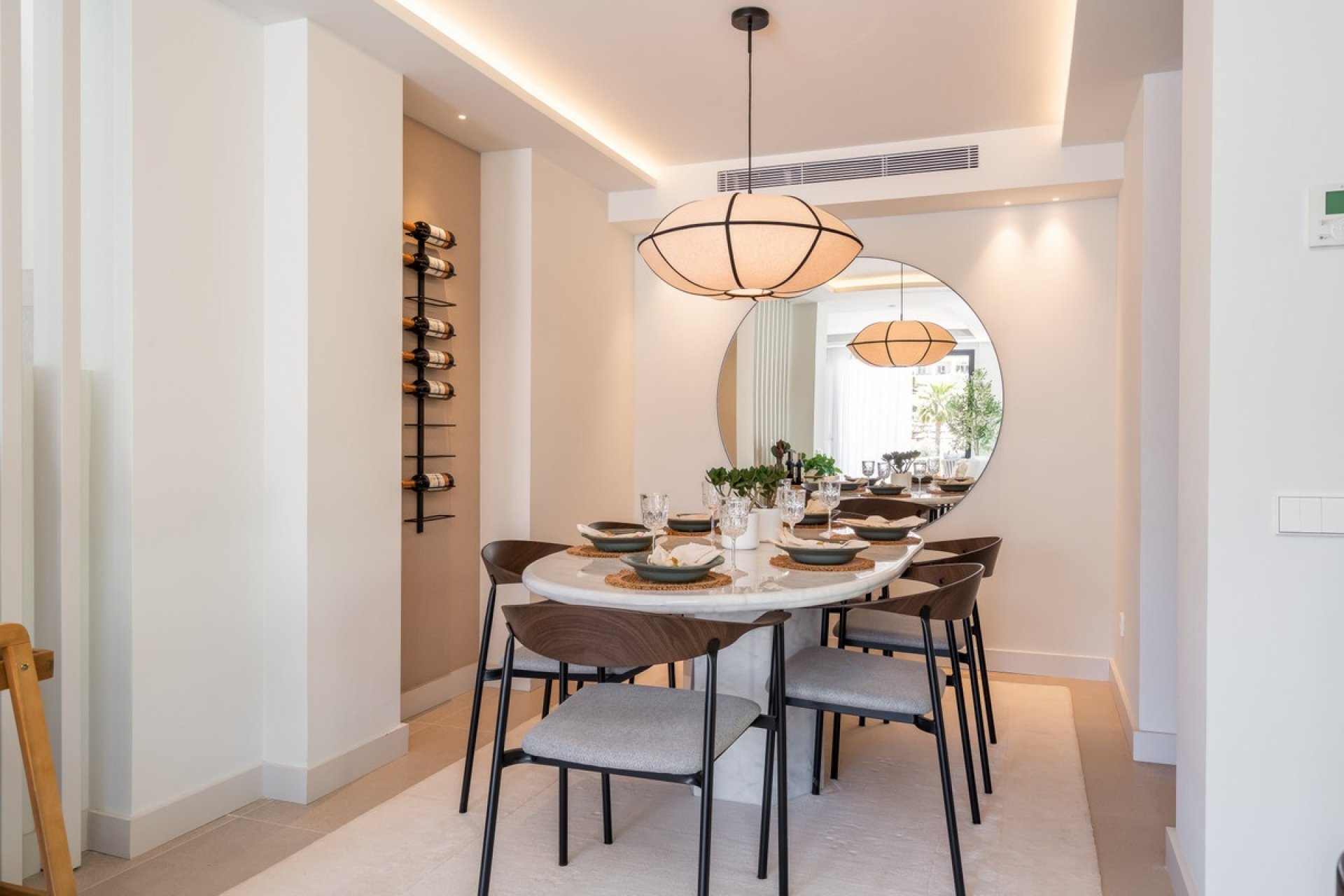 Resale - Villa - Marbella - Nueva Andalucía