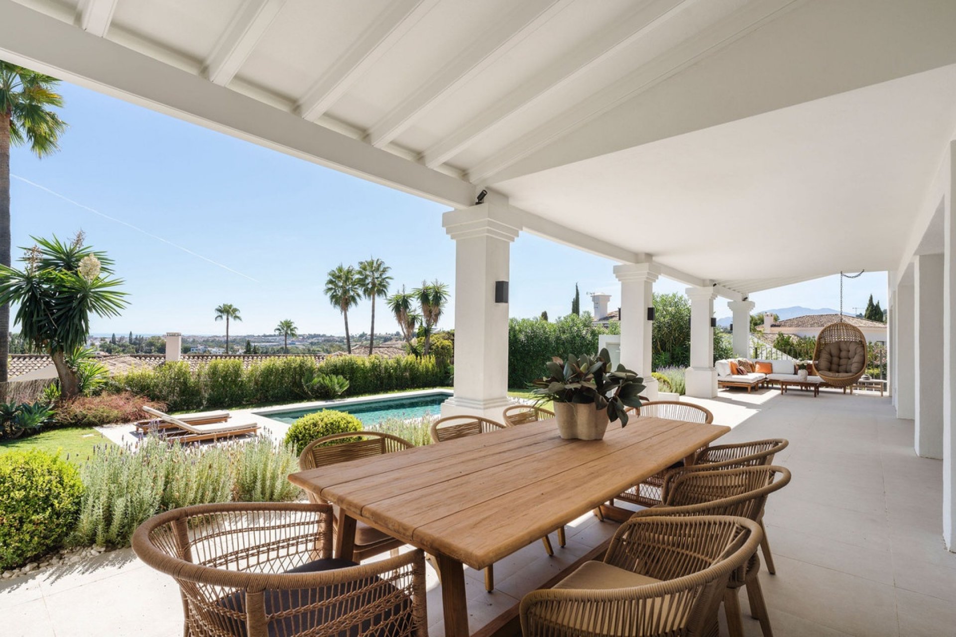 Resale - Villa - Marbella - Nueva Andalucía