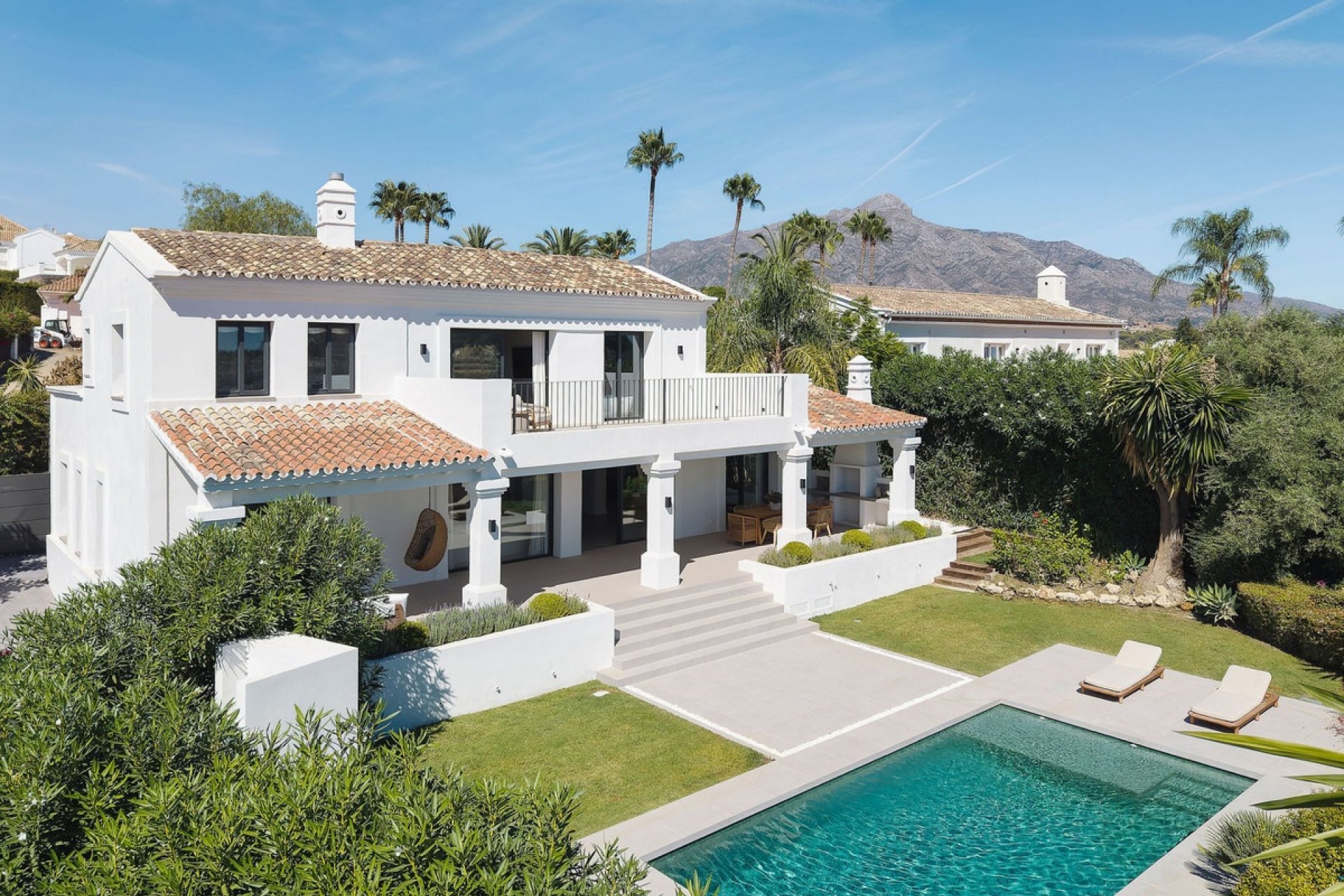 Resale - Villa - Marbella - Nueva Andalucía