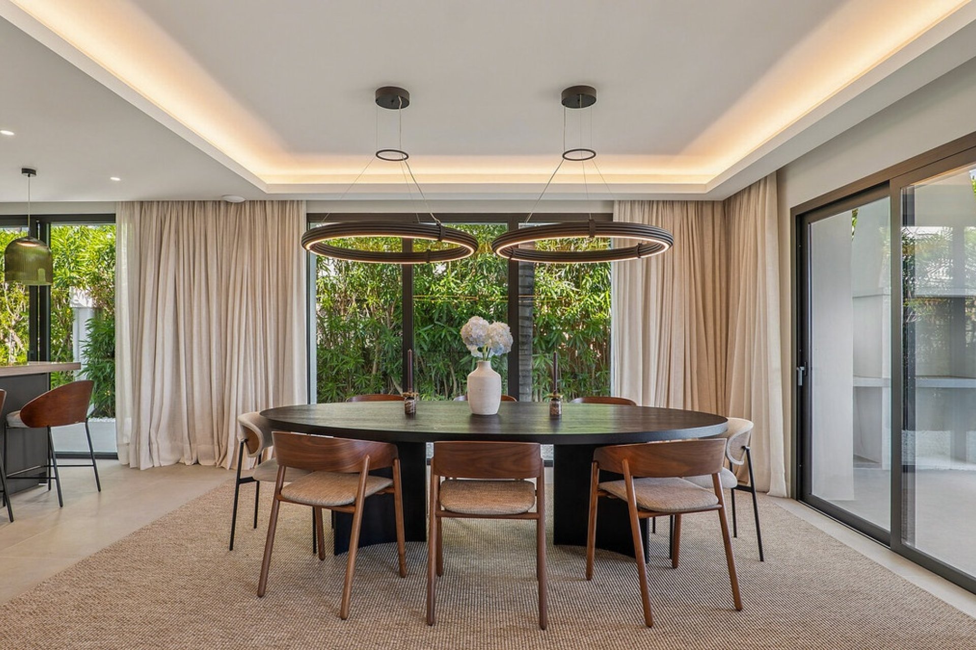 Resale - Villa - Marbella - Nueva Andalucía