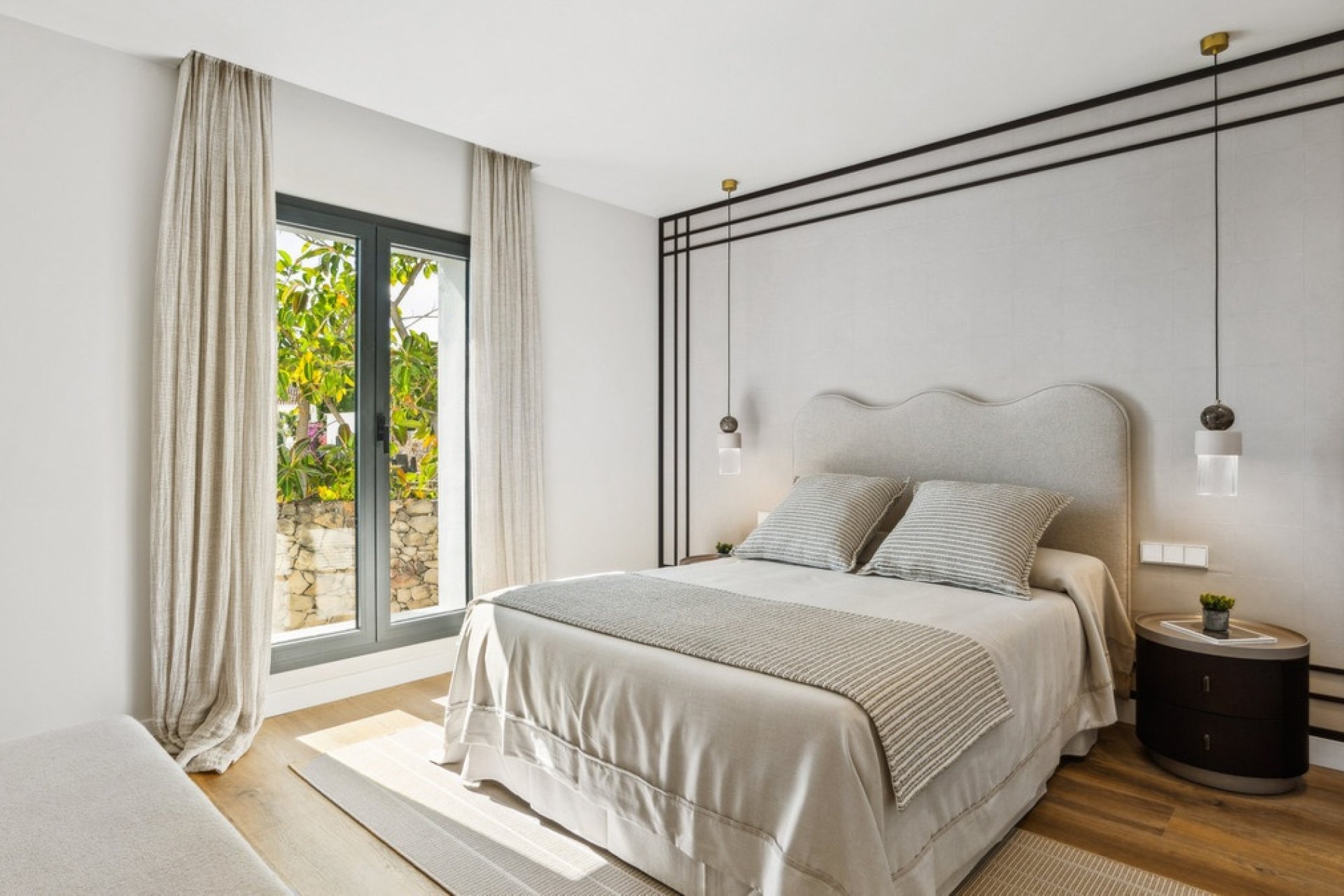 Resale - Villa - Marbella - Nueva Andalucía