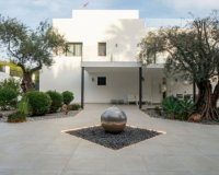 Resale - Villa - Marbella - Nueva Andalucía