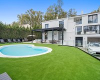 Resale - Villa - Marbella - Nueva Andalucía