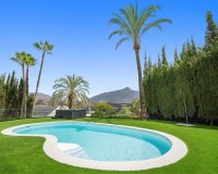 Resale - Villa - Marbella - Nueva Andalucía