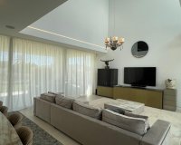 Resale - Villa - Marbella - Nueva Andalucía