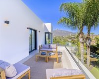 Resale - Villa - Marbella - Nueva Andalucía