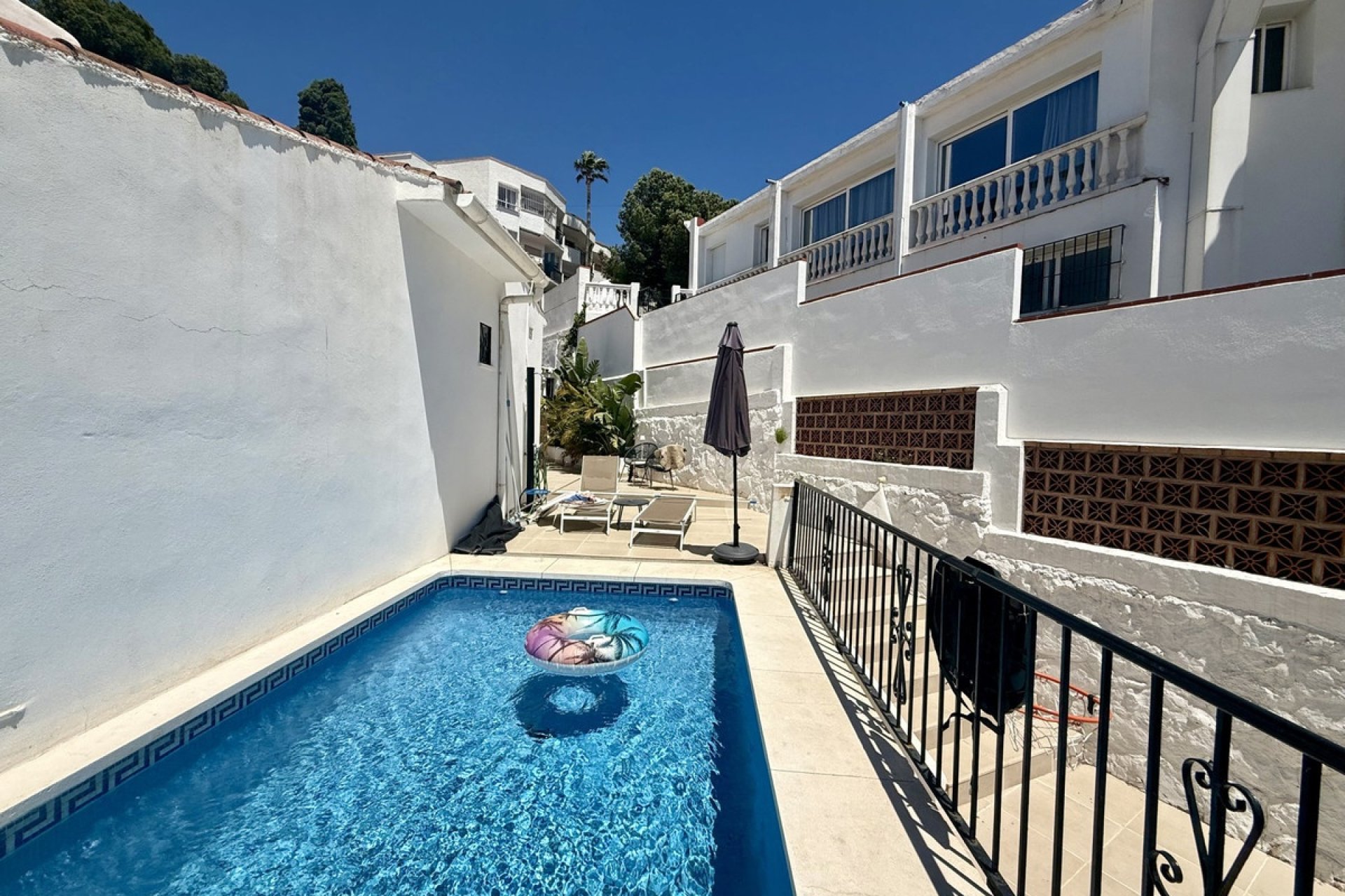 Resale - Villa - Marbella - Nueva Andalucía