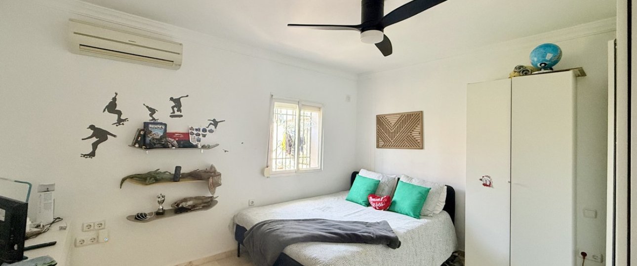 Resale - Villa - Marbella - Nueva Andalucía