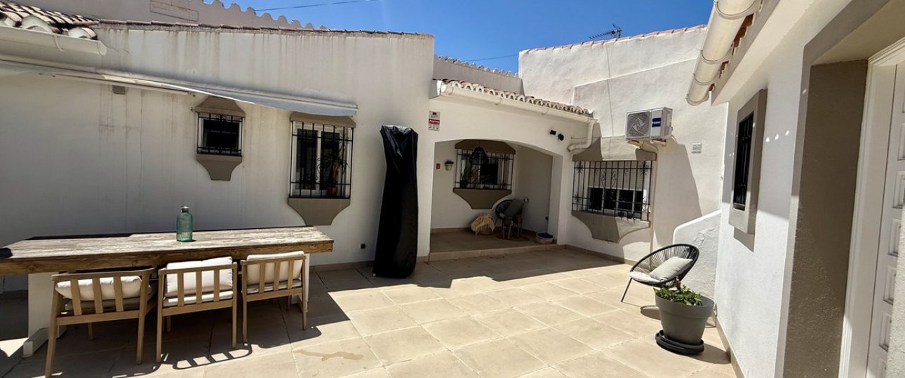Resale - Villa - Marbella - Nueva Andalucía