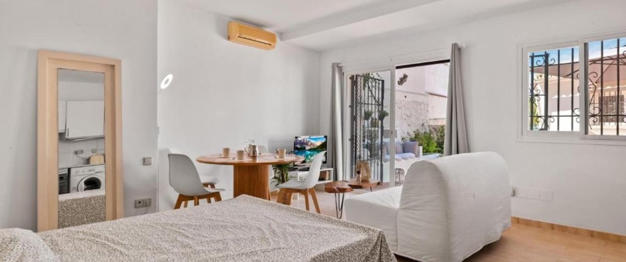 Resale - Villa - Marbella - Nueva Andalucía