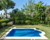 Resale - Villa - Marbella - Nueva Andalucía