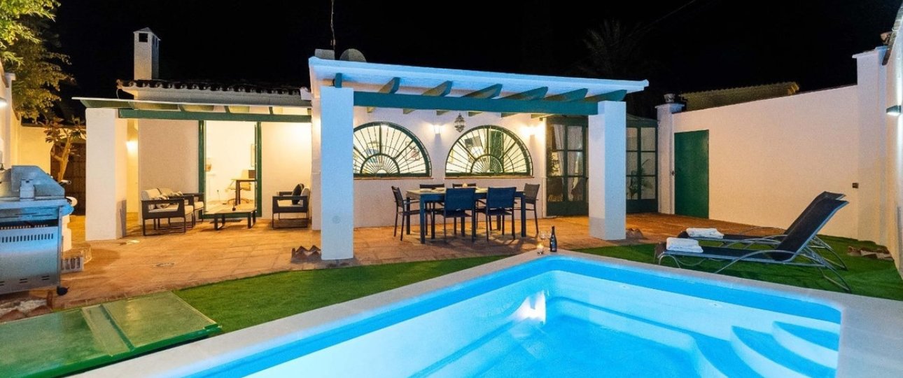 Resale - Villa - Marbella - Nueva Andalucía