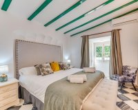 Resale - Villa - Marbella - Nueva Andalucía