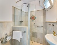 Resale - Villa - Marbella - Nueva Andalucía