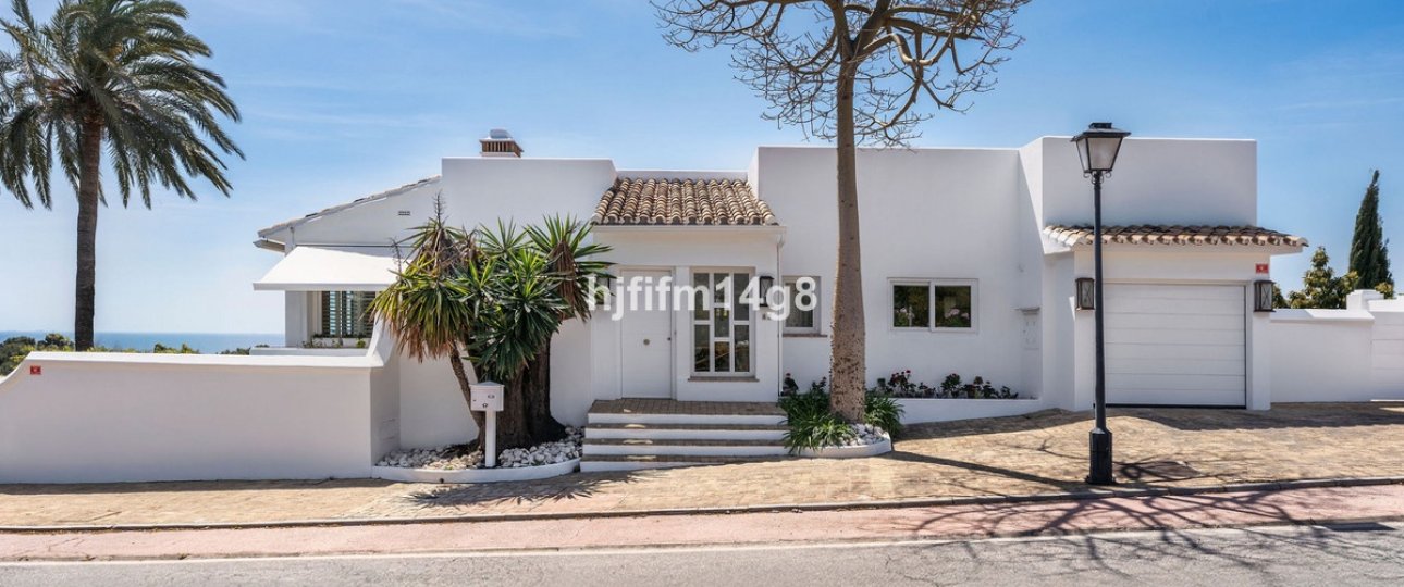Resale - Villa - Marbella - Nueva Andalucía