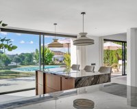 Resale - Villa - Marbella - Nueva Andalucía