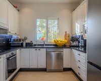 Resale - Villa - Marbella - Nueva Andalucía