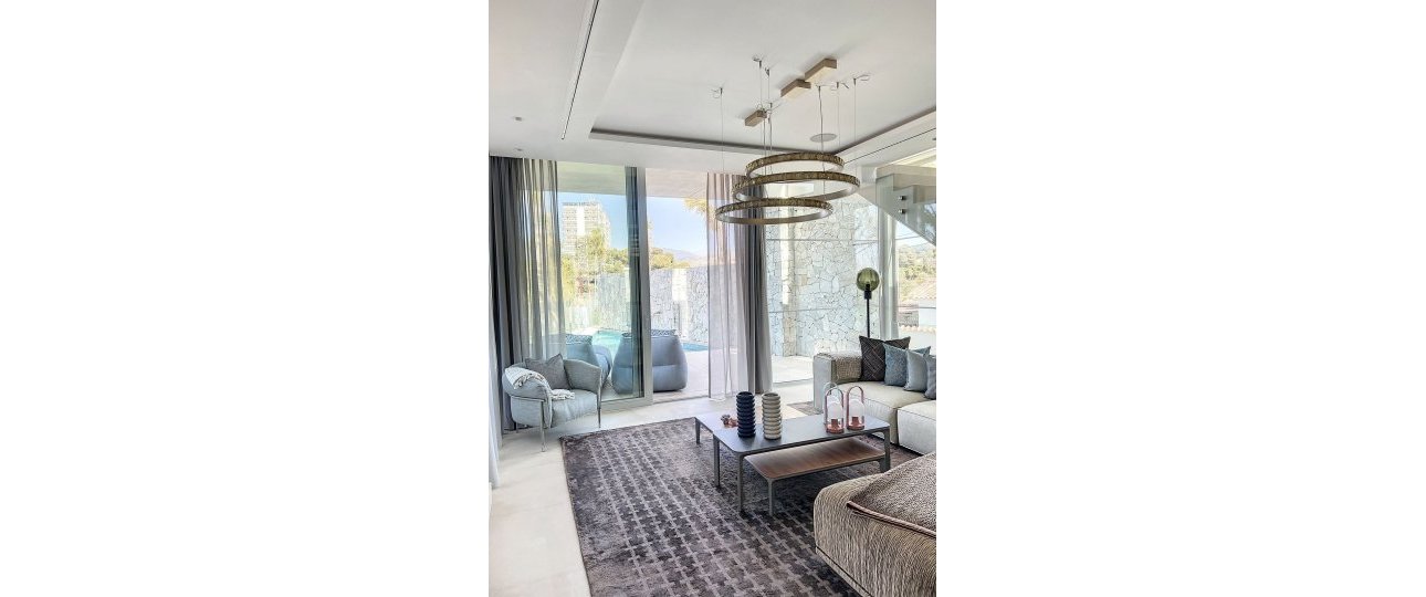 Resale - Villa - Marbella - Nueva Andalucía