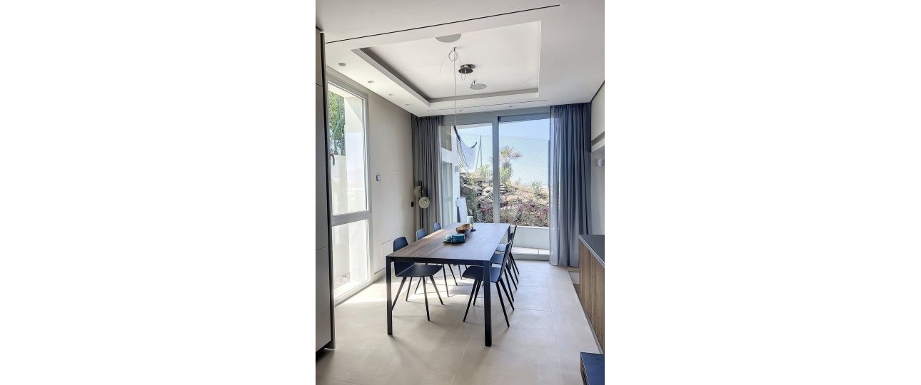 Resale - Villa - Marbella - Nueva Andalucía