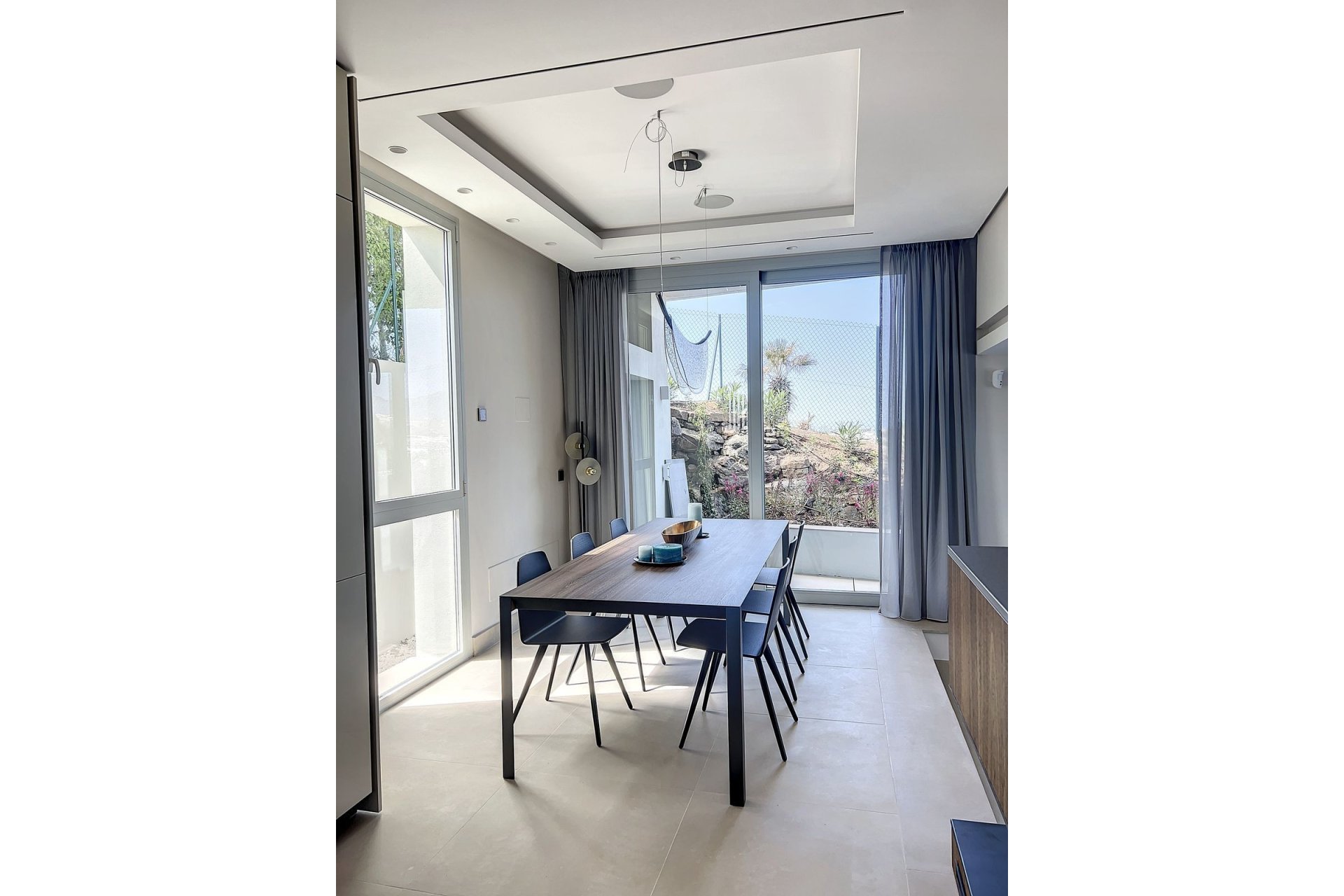 Resale - Villa - Marbella - Nueva Andalucía