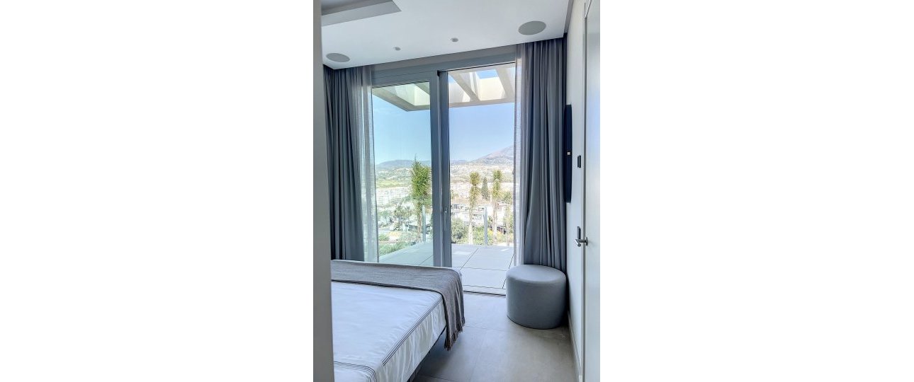 Resale - Villa - Marbella - Nueva Andalucía