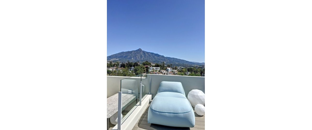 Resale - Villa - Marbella - Nueva Andalucía
