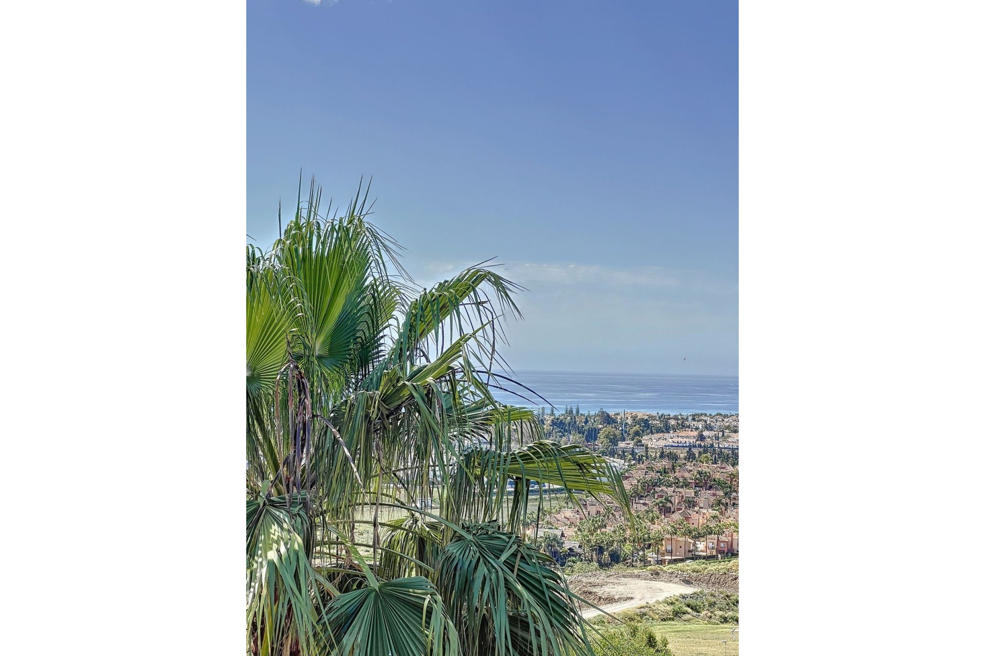 Resale - Villa - Marbella - Nueva Andalucía