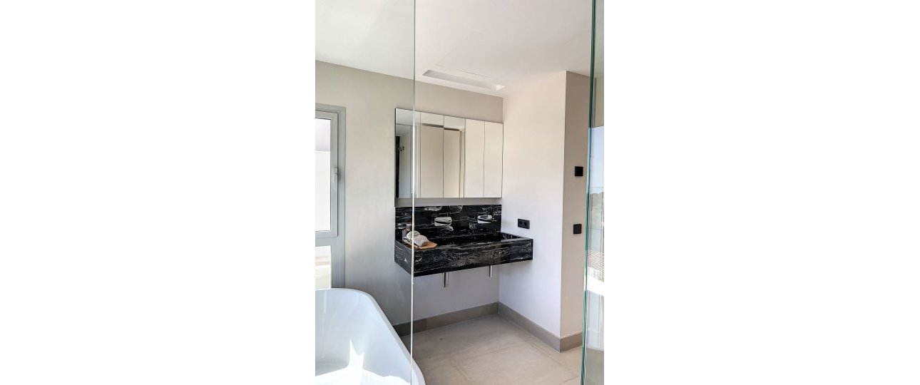 Resale - Villa - Marbella - Nueva Andalucía