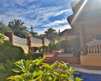 Resale - Villa - Marbella - Nueva Andalucía