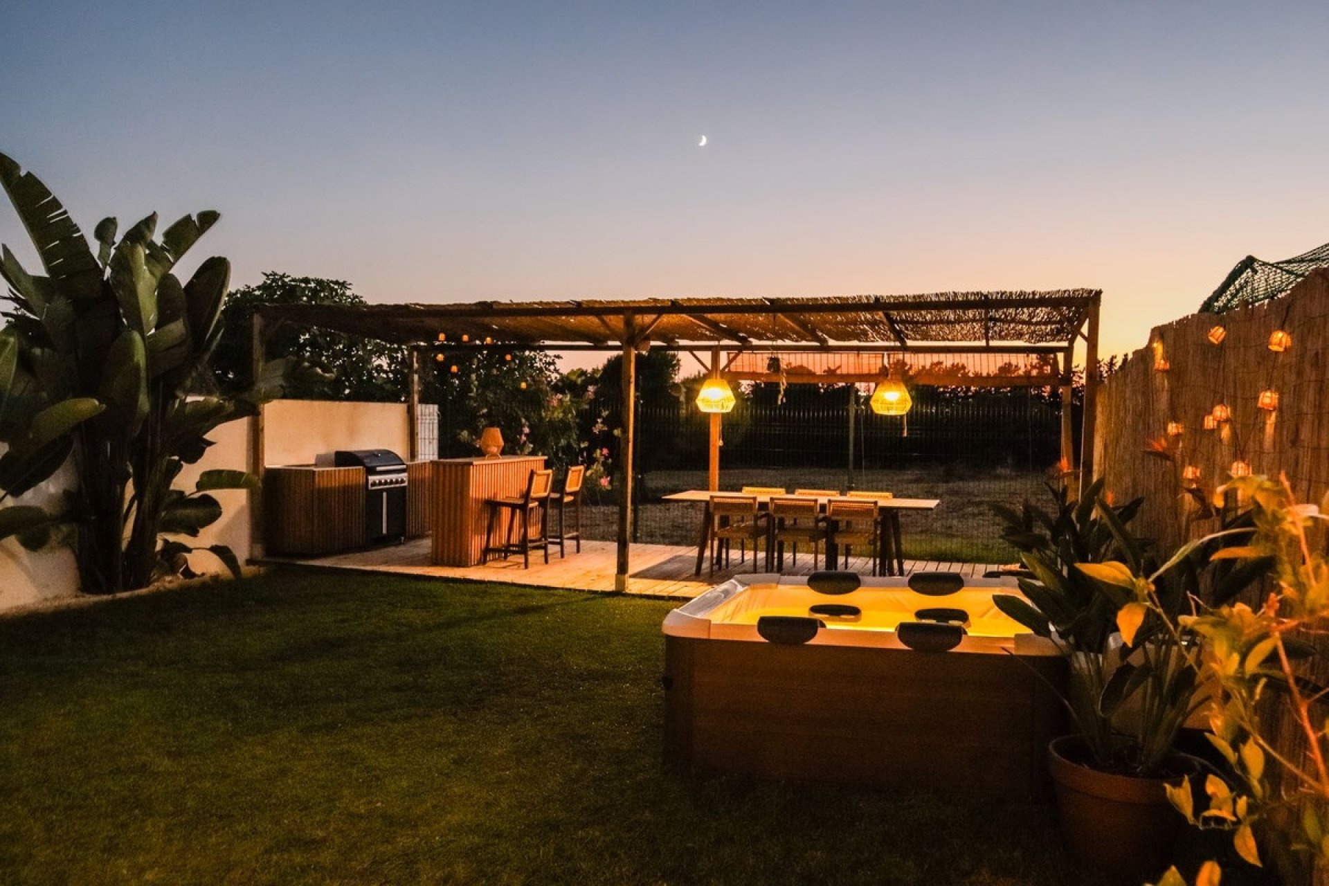Resale - Villa - Marbella - Nueva Andalucía