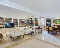 Resale - Villa - Marbella - Nueva Andalucía