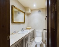 Resale - Villa - Marbella - Nueva Andalucía