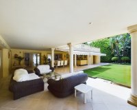 Resale - Villa - Marbella - Nueva Andalucía