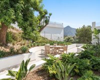 Resale - Villa - Marbella - Nueva Andalucía