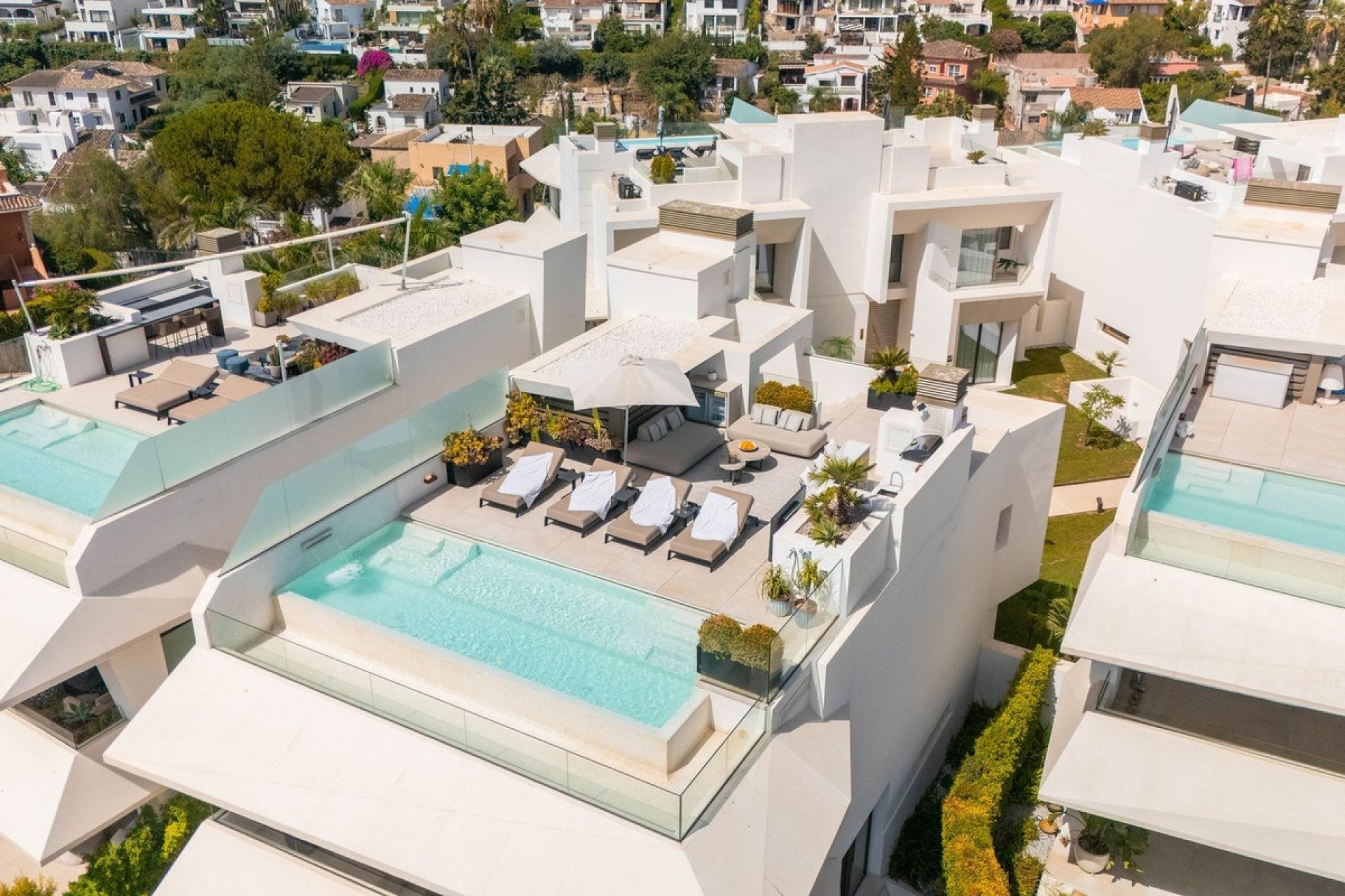 Resale - Villa - Marbella - Nueva Andalucía