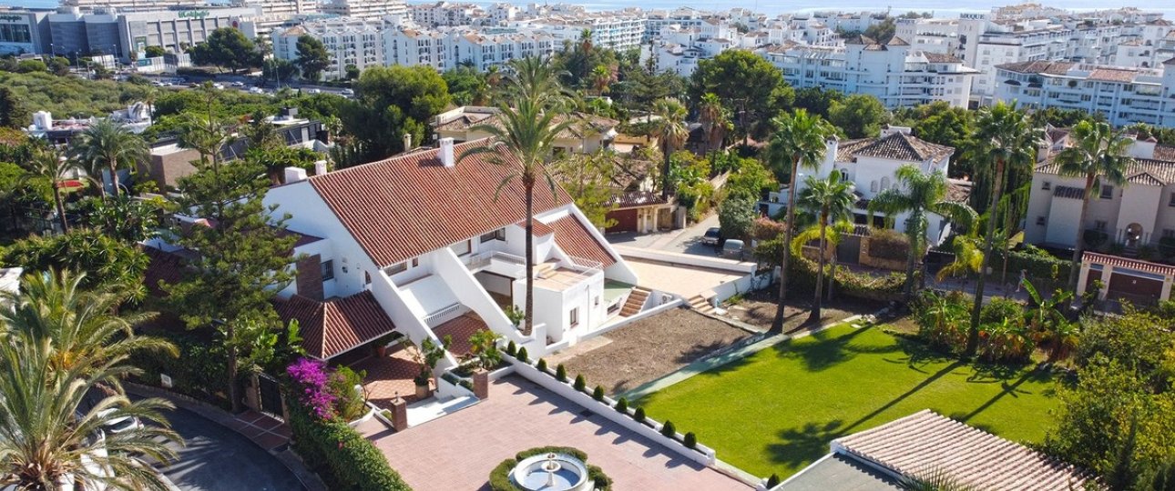Resale - Villa - Marbella - Nueva Andalucía