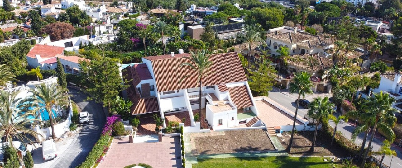 Resale - Villa - Marbella - Nueva Andalucía