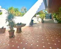Resale - Villa - Marbella - Nueva Andalucía