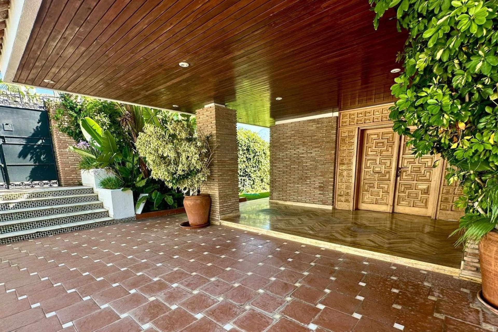 Resale - Villa - Marbella - Nueva Andalucía