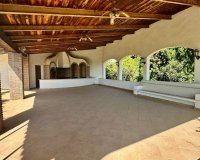 Resale - Villa - Marbella - Nueva Andalucía