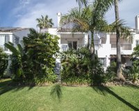 Resale - Villa - Marbella - Nueva Andalucía