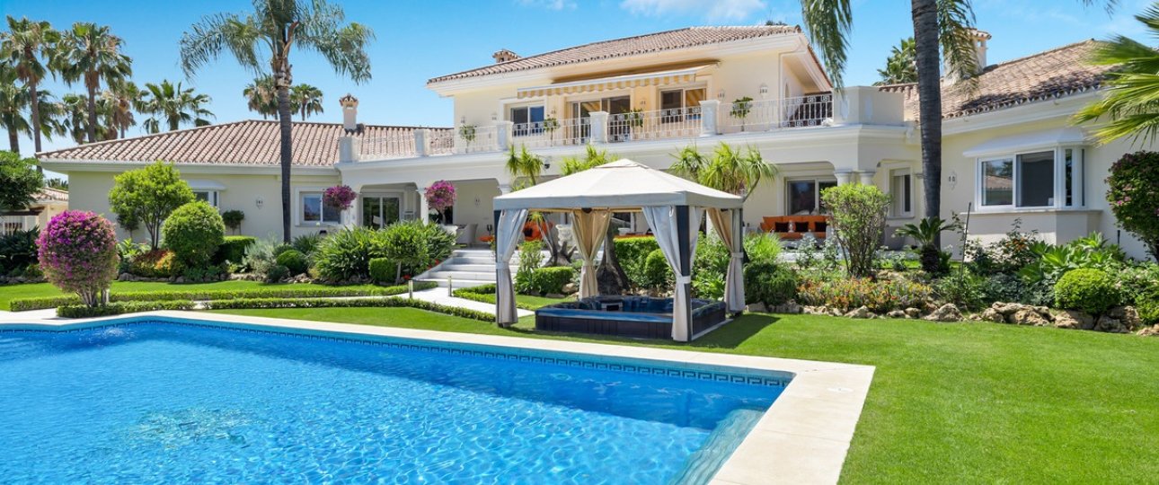 Resale - Villa - Marbella - Nueva Andalucía
