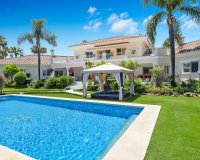 Resale - Villa - Marbella - Nueva Andalucía