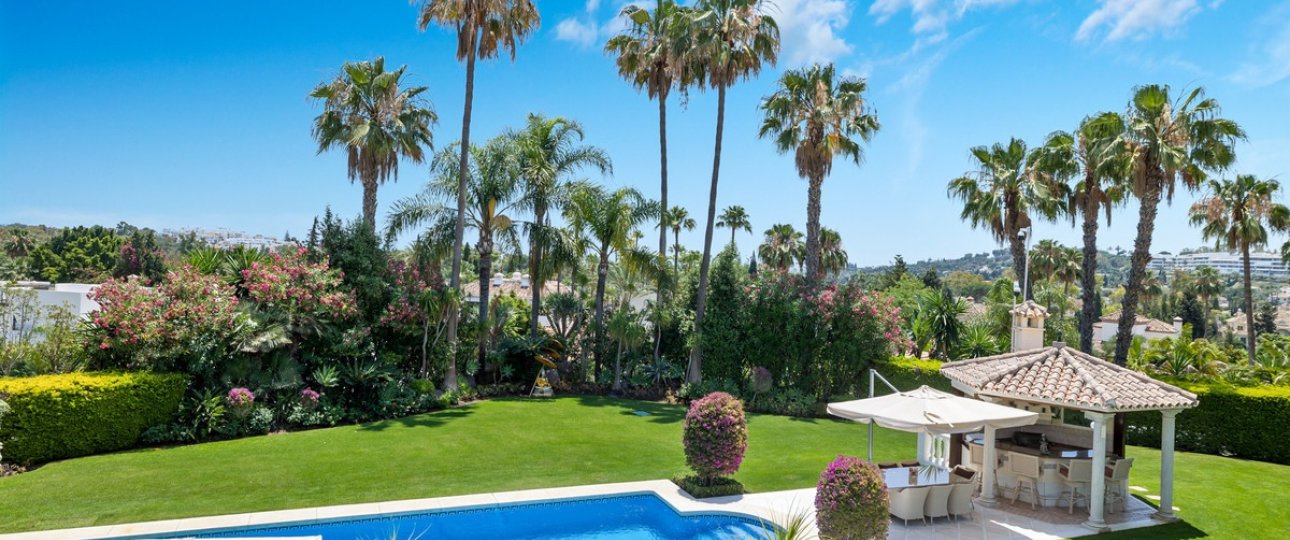 Resale - Villa - Marbella - Nueva Andalucía