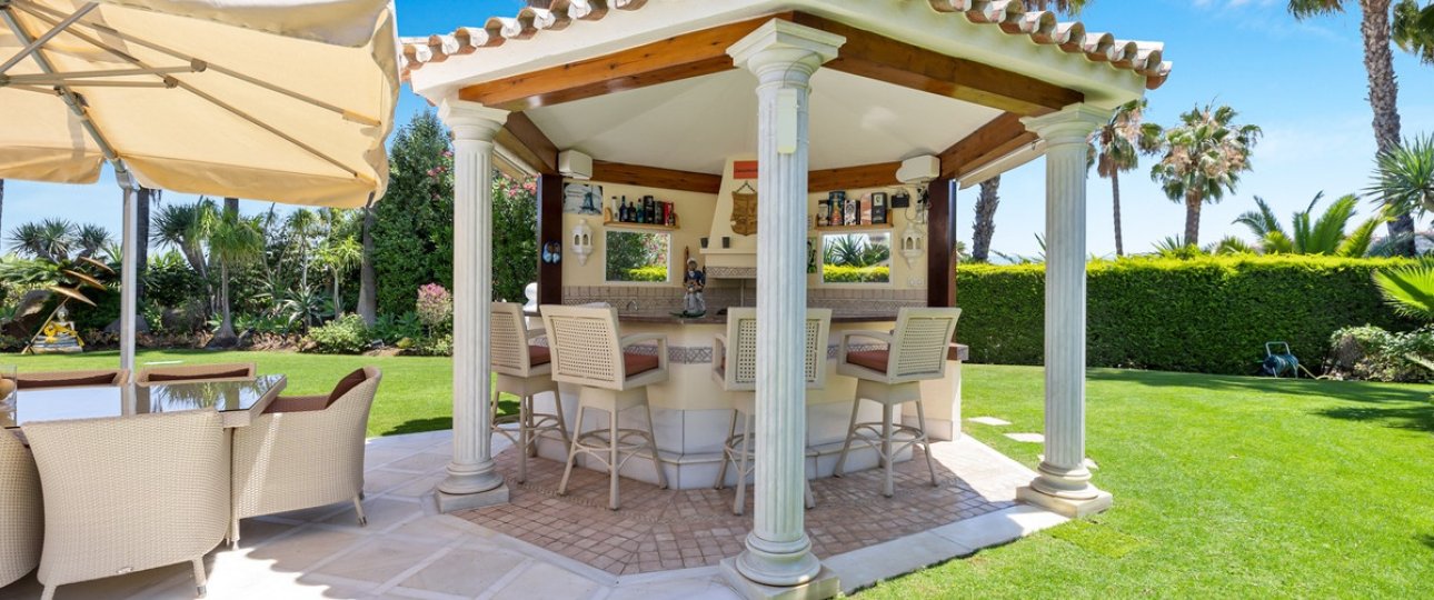 Resale - Villa - Marbella - Nueva Andalucía